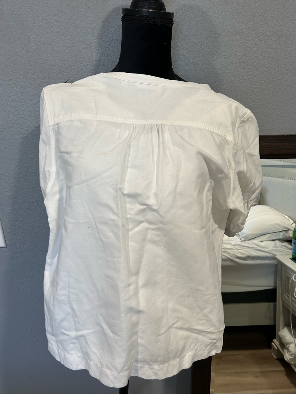 Uniqlo White Linen Blend Blouse XS NWOT - Picture 4 of 5